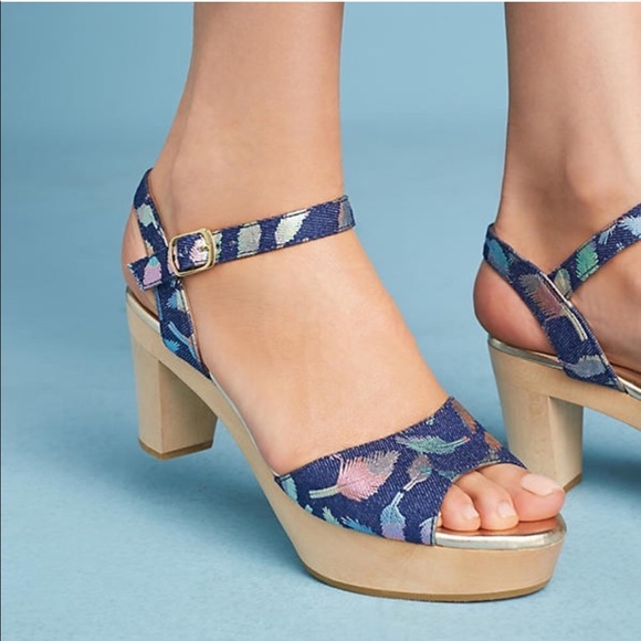 Anthropologie Shoes - Anthro Billie Ella Metallic Feather Sandal